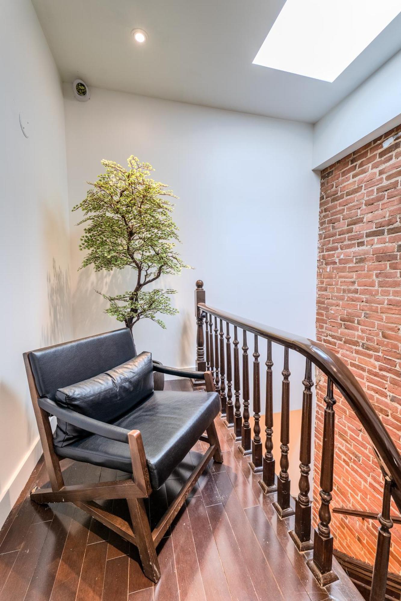 Self Check-In Boutique Hotel - Quartier Latin - Room 201 Montreal Exterior photo